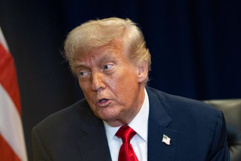 Trump nennt Russland "Papiertiger" und stärkt Ukraine den Rücken