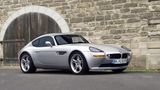 Der BMW Z8 von Designer Hendrik Fisker war ein traumhaft schöner Roadster nach Vorbild der Designikone BMW 507 aus den 50er-Jahren und von Albrecht Graf von Goertz entworfen. Mit seiner extrem langen Motorhaube hätte sich als Coupé auch eine fantastische Form ergeben. Alternativ zum Roadster wäre diese Variante ein angemessener Dienstwagen für Pierce Brosnans James Bond in "Die Welt ist nicht genug" gewesen
