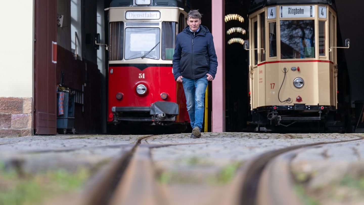 Die Naumburger Straßenbahn bekommt jährlich finanzielle Unterstützung vom Landkreis. (Archivbild) Foto: Hendrik Schmidt/dpa