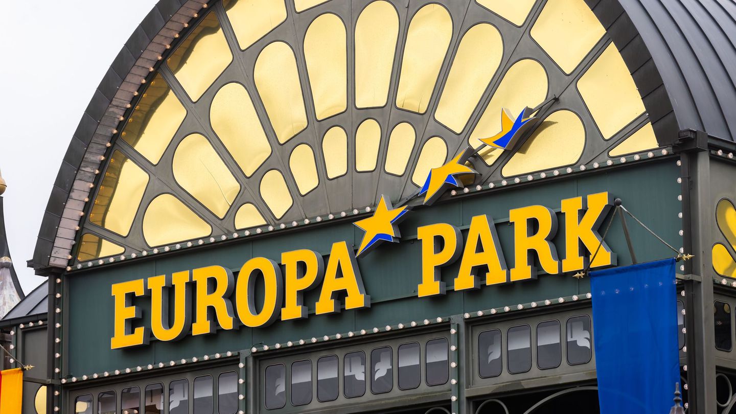 In den Europa-Park kommen jährlich über sechs Millionen Besucher. (Archivbild) Foto: Philipp von Ditfurth/dpa