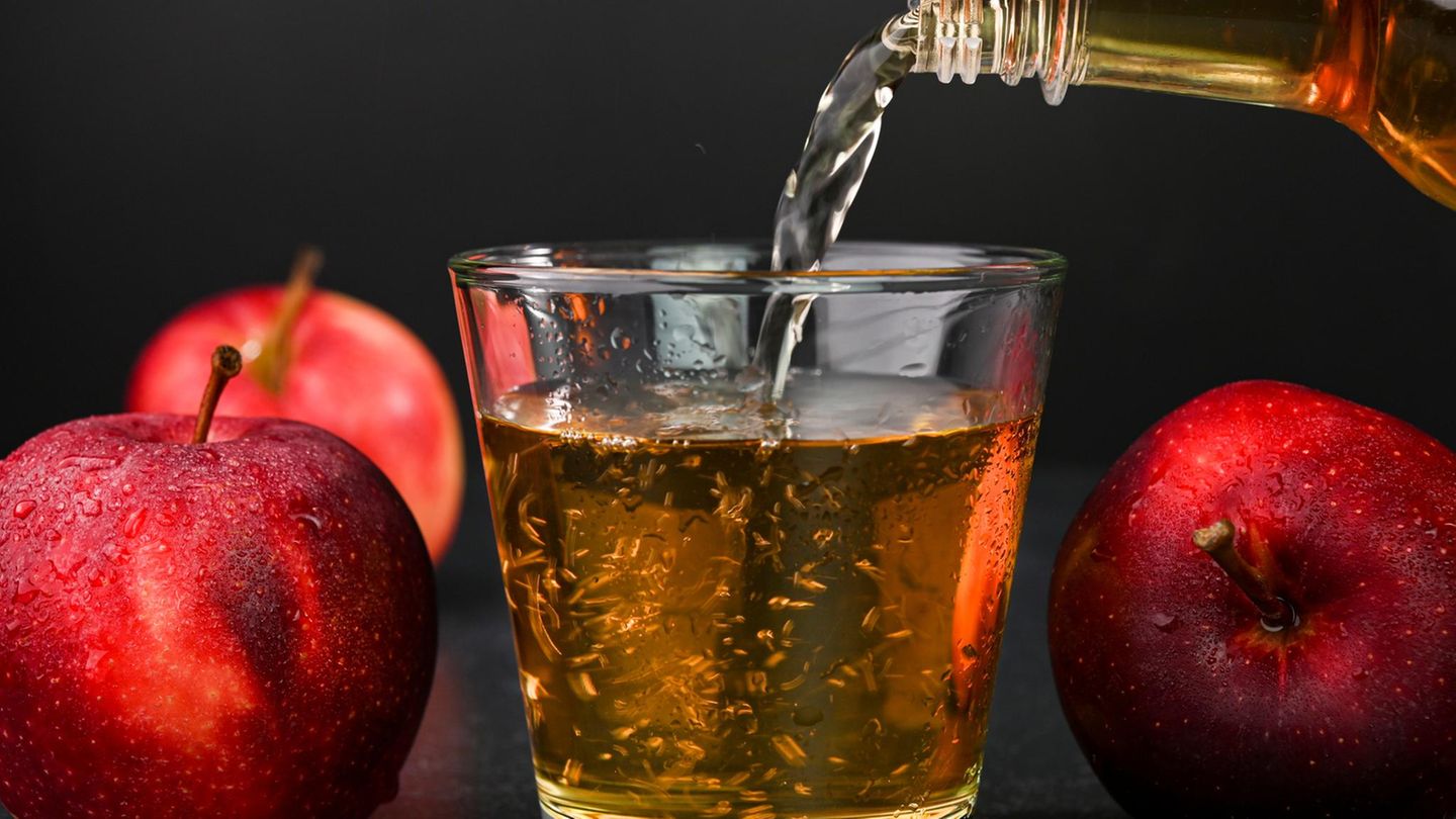 Apple cider vinegar makes you thin? Returned study celebrated by influencers
