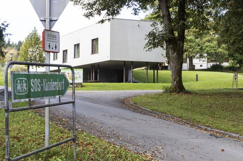 Eine Kommission soll den Umgang mit Missbrauchsfällen in SOS-Kinderdörfern aufarbeiten. (Archivbild) Foto: Wolfgang Jannach/APA/