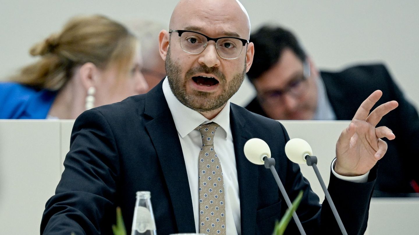 Brandenburgs Innenminister René Wilke sagte in der Debatte, die Herausforderungen der Integration seien größer als anfangs geahn