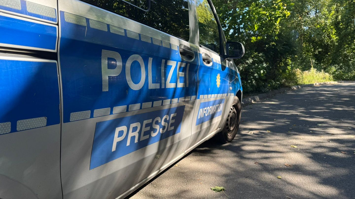 In Berlin-Buch soll ein Mann seinen 80 Jahre alten Vater getötet haben. (Handout) Foto: -/Polizei Berlin/dpa