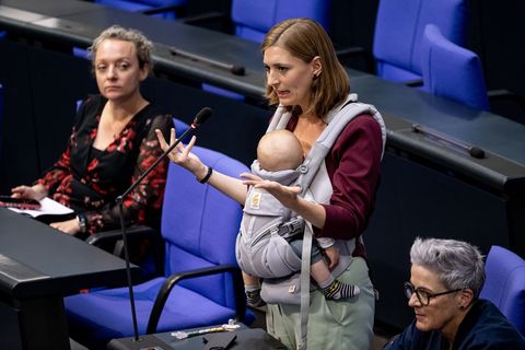 Kinder gehören für Steinmüller zum Alltag - auch im Bundestag (Archivbild) Foto: Fabian Sommer/dpa