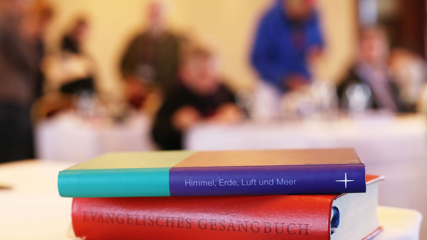 Am Donnerstag beginnt das dreitägige Treffen der Synode der Nordkirche in Travemünde. (Symbolbild) Foto: Danny Gohlke/dpa