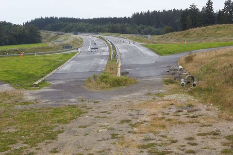 Auf der A1 als wichtiger Nord-Süd-Achse klafft eine Lücke in der Eifel. (Archivfoto) Foto: picture alliance / dpa