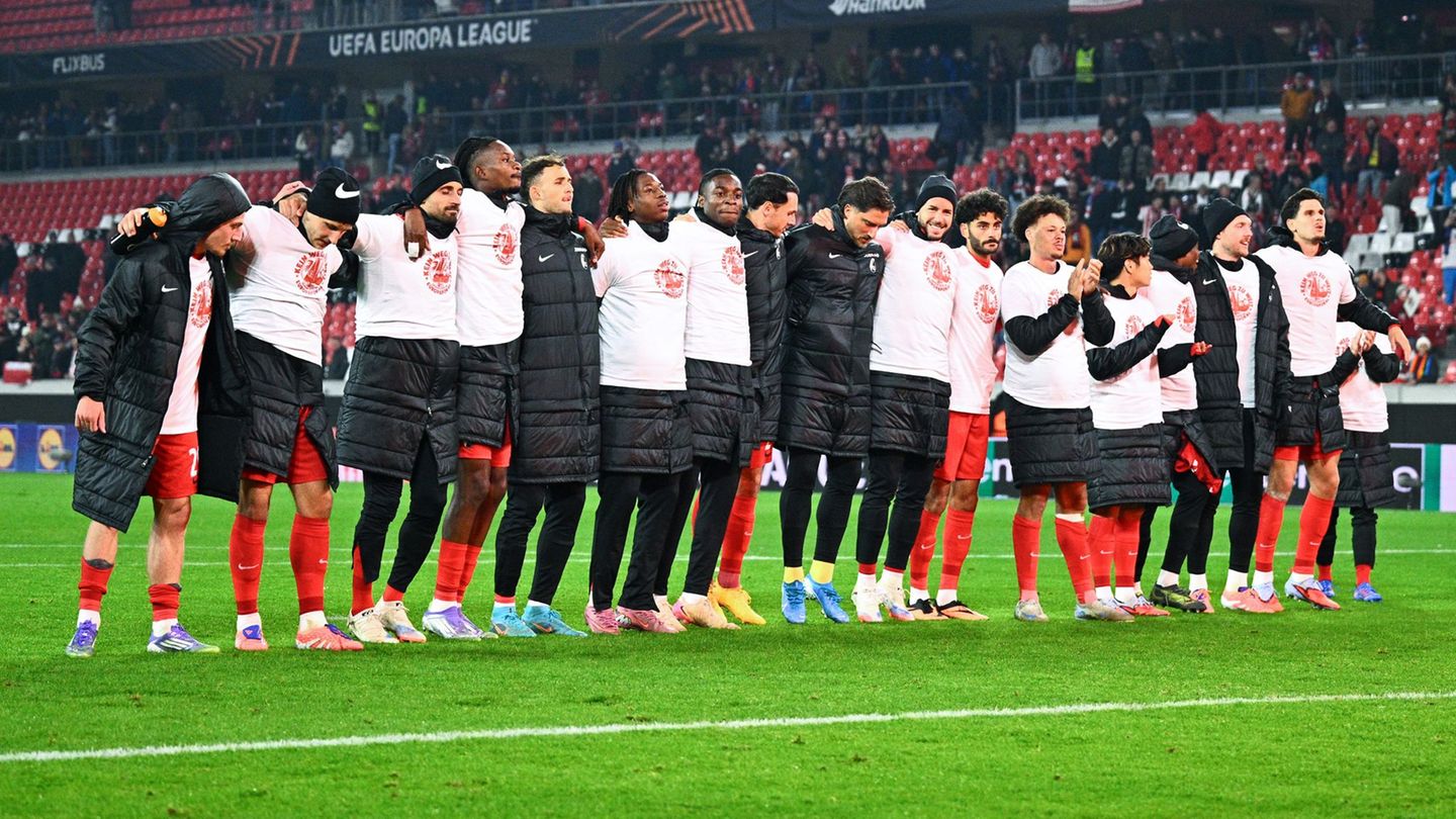 Freiburger Jubel: Der Sieg gegen den FC Basel war verdient. Foto: Tom Weller/dpa