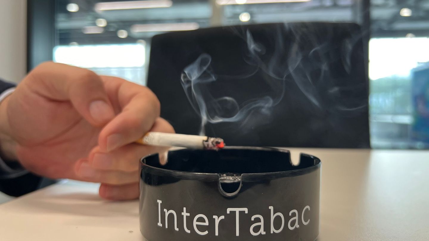 Mehr als 800 Aussteller haben bei der Intertabac ihre Waren präsentiert - einige von ihnen hielten sich dabei nicht an Steuerreg
