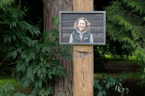 Gedenkstätte für Laura Dahlmeier im Kurpark Garmisch-Partenkirchen - der Park soll jetzt nach ihr benannt werden.