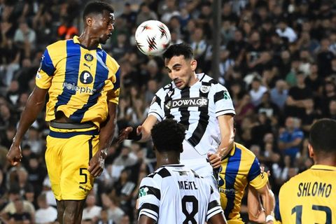 Uefa: Der griechische Klub Paok Saloniki (blau-gelbe Trikots) spielt in der Europa League Maccabi Tel Aviv