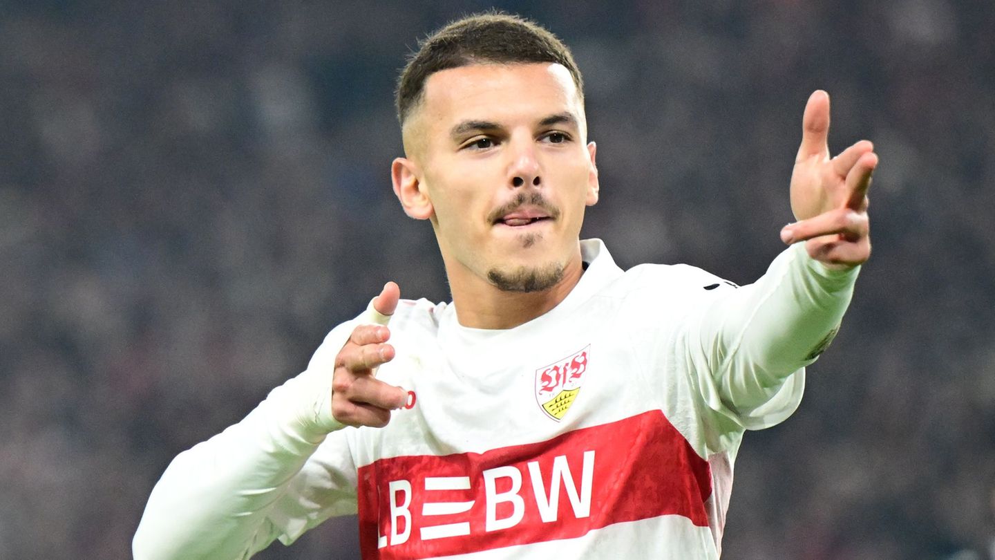 Badredine Bouanani durfte über sein Tor für den VfB Stuttgart jubeln - dank einer Vorlage von Torwart Alexander Nübel. Foto: Ber