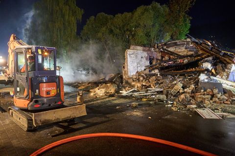 Verletzte bei Explosion in Wohn- und Geschäftshaus Foto: Thomas Frey/dpa