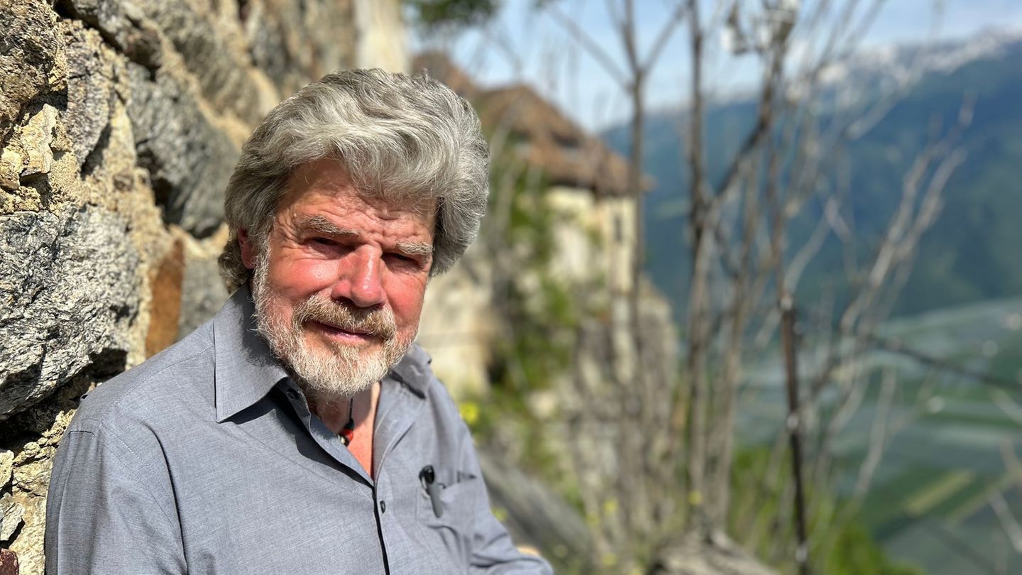 Bergsteiger Reinhold Messner hält nicht viel vom Massentourismus auf den Bergen. (Archivbild) Foto: Christoph Sator/dpa
