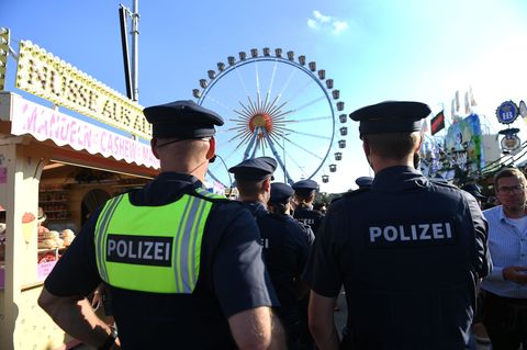 Die Polizei ermittelte zu den Umständen des Todes. (Archivbild) Foto: Felix Hörhager/dpa