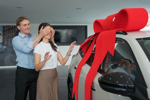 Schenkungssteuer: Auch ein geschenktes Auto kann steuerpflichtig sein