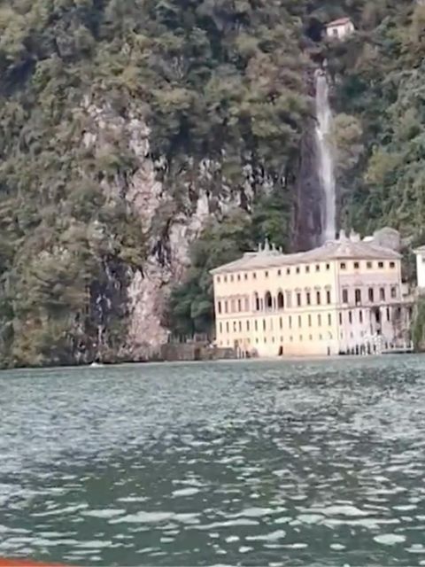 Wasserfall trifft Gebäude