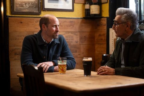 "Urlaub wider Willen mit Eugene Levy": Prinz William (li.) und Eugene Levy bei ihrem Gespräch.