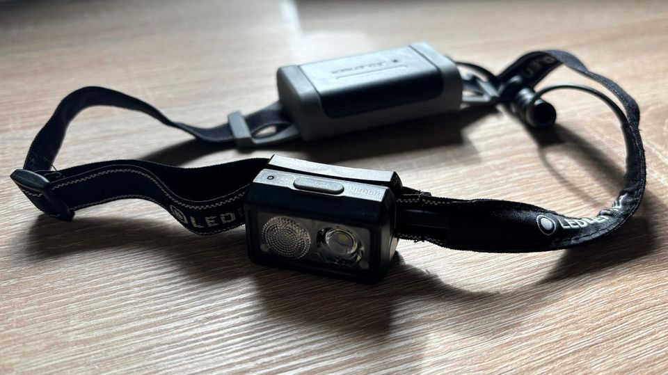 stern Stirnlampen Test: Welche ist die beste? stern Stirnlampen Test: Ledlenser NEO5R