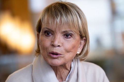 Uschi Glas ist Gründerin des Vereins "brotZeit", der sich für ein gesundes Frühstück für Kinder starkmacht. (Archivbild) Foto: S