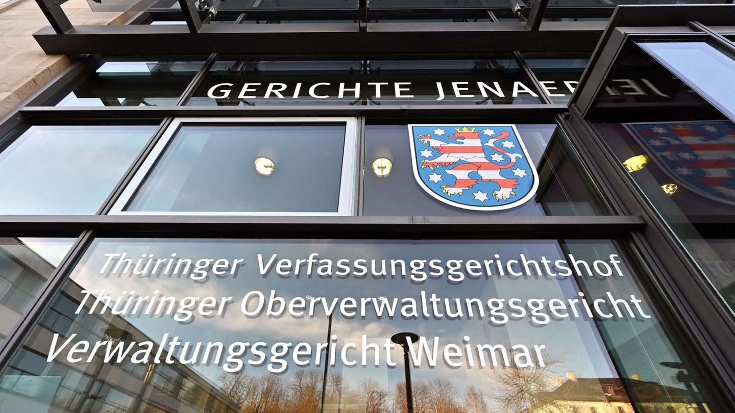 Thüringens Ex-Wirtschaftsminister Matthias Machnig klagt gegen den Freistaat. (Symbolbild) Foto: Martin Schutt/dpa-Zentralbild/d
