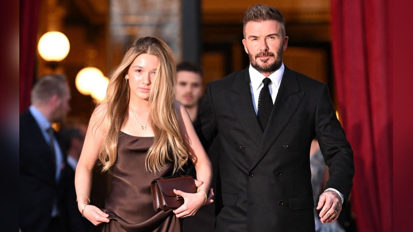 Harper Beckham, hier mit Vater David, begleitet ihre Familie schon lang zu öffentlichen Auftrittem-