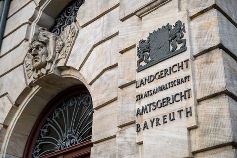 Ein 54-Jähriger soll aufgrund einer bevorstehenden Trennung seine Partnerin in Kulmbach ermordet haben. (Archivbild) Foto: Danie
