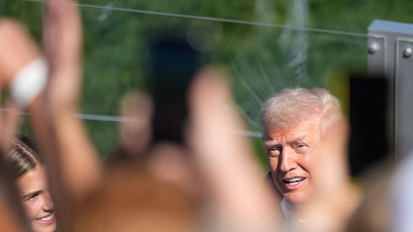US President: Hobby Golfer Trump visits Ryder Cup start in New York