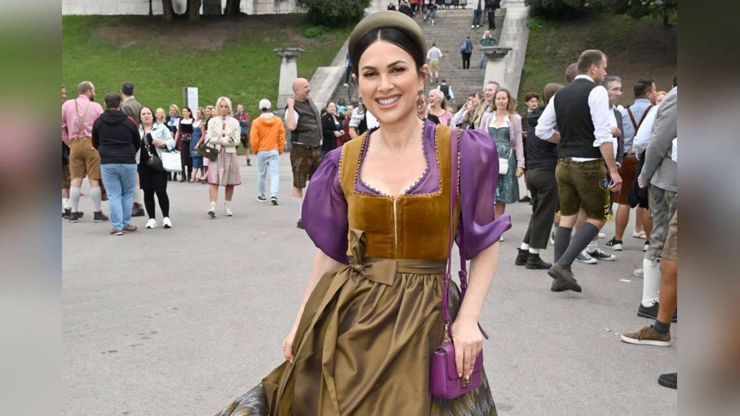 Viktoria Lauterbach hat für ihren Wiesn-Besuch zum Dirndl ein natürliches Make-up gewählt und liegt damit voll im Trend.