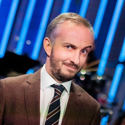 Jan Böhmermann und sein Rundfunk Tanzorchester Ehrenfeld