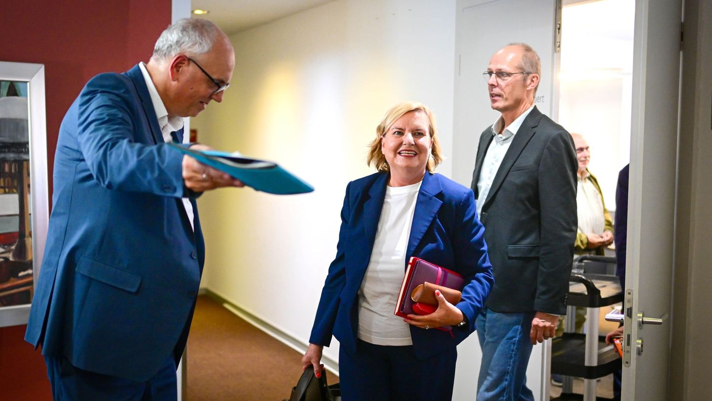 Eva Högl und Mark Rackles (r.) sollen Mitglieder im Bremer Senat werden. (Archivbild) Foto: Sina Schuldt/dpa