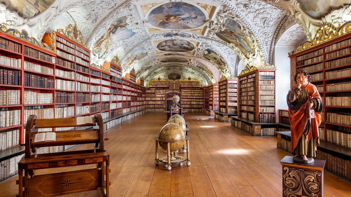 Kloster-Bibliothek in Prag
