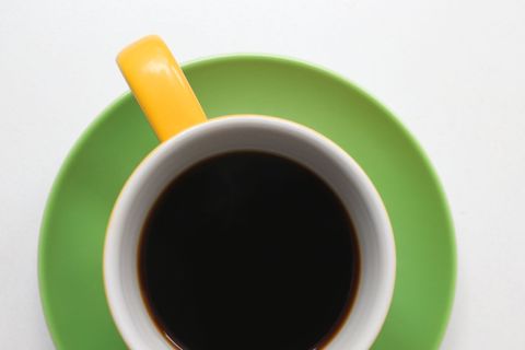 Macht er sie auch an? Dann gehören sie vielleicht zu einer Mehrheit, die Filterkaffee regelmäßig trinkt. (Archivbild) Foto: pict