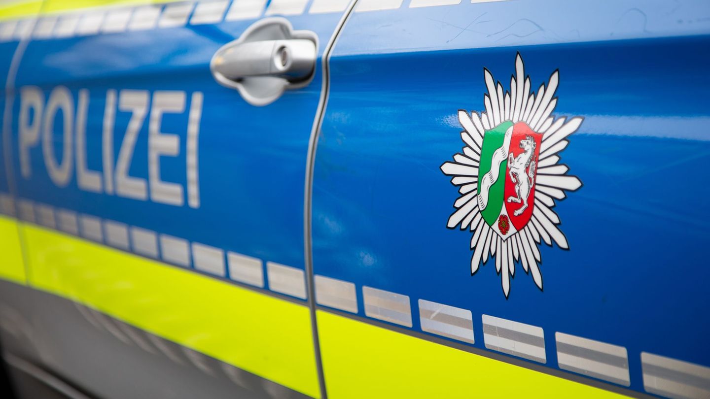 Ein E-Scooter-Fahrer hat sich bei einem Unfall in Bochum schwer verletzt. (Symbolfoto) Foto: Friso Gentsch/dpa