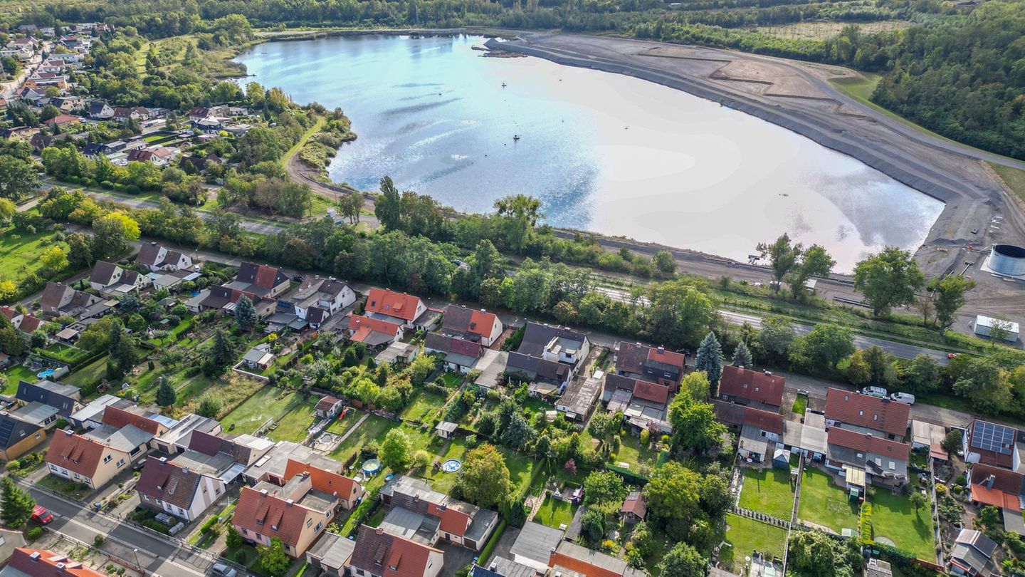 Am Silbersee wurde am Samstagnachmittag ein Schwimmer als vermisst gemeldet. Am Tag darauf meldete er sich jedoch selbst bei der