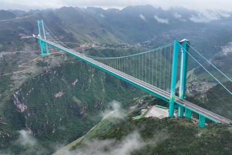 Höchste Brücke der Welt in China
