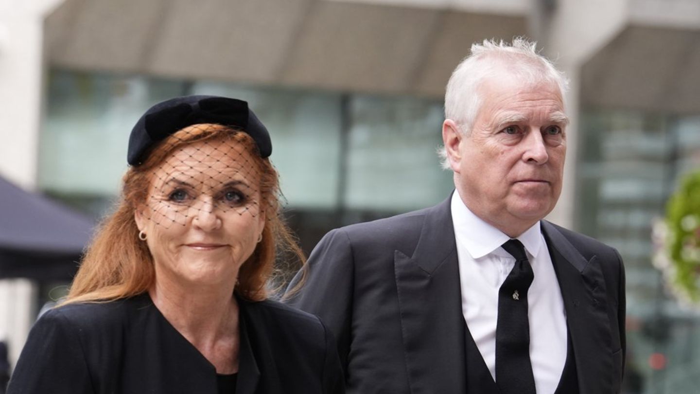 Sarah Ferguson und Prinz Andrews sollen in Zukunft nicht mehr prominent in Erscheinung treten.