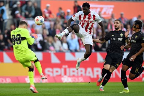 Der 1. FC Köln und der VfB Stuttgart lieferten sich ein umkämpftes Duell. Foto: Federico Gambarini/dpa