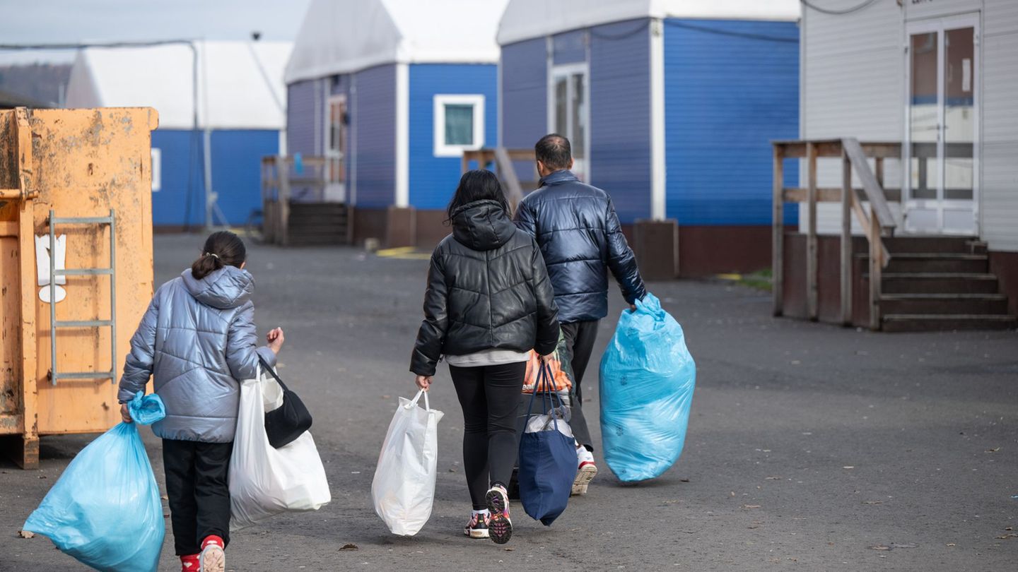 Krieg, Verlust, Flucht: Geflohene in Hessen leiden oft unter traumatischen Erlebnissen. (Symbolbild) Foto: Boris Roessler/dpa