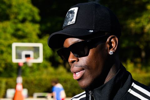 In Braunschweig sprach Dennis Schröder über die Ziele mit seinem neuen NBA-Team. Foto: Julian Stratenschulte/dpa