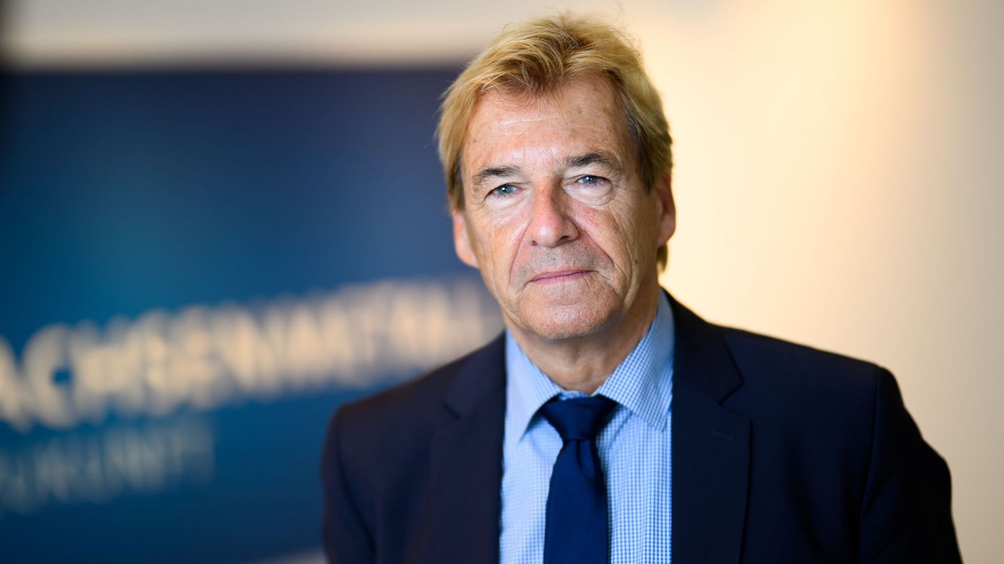 Kann sich einen schnellen Abschied von Benzin- und Dieselautos nicht vorstellen: Niedersachsenmetall-Chef Volker Schmidt. (Archi