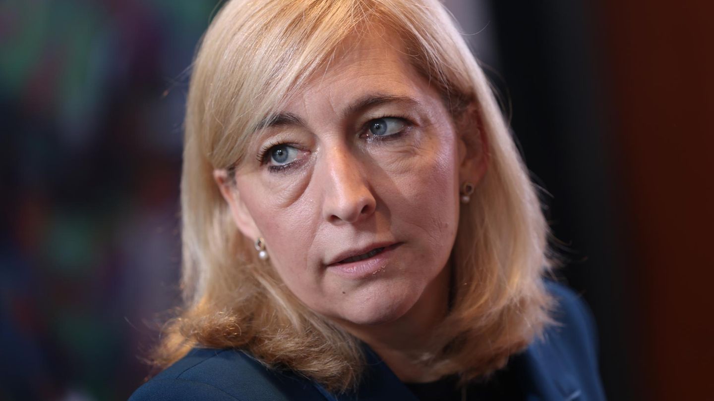 Gesundheitsministerin Nina Warken (CDU)