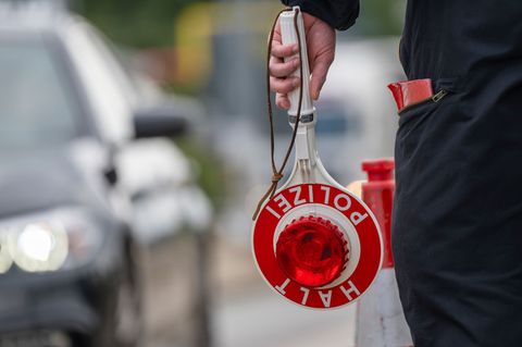 Der Verdächtige wurde von der Bundespolizei festgenommen. (Symbolbild) Foto: Peter Kneffel/dpa