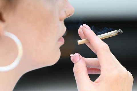 Cannabis-Legalisierung: Für eine Bilanz ist es immer noch zu früh. (Archivbild) Foto: Michael Brandt/dpa