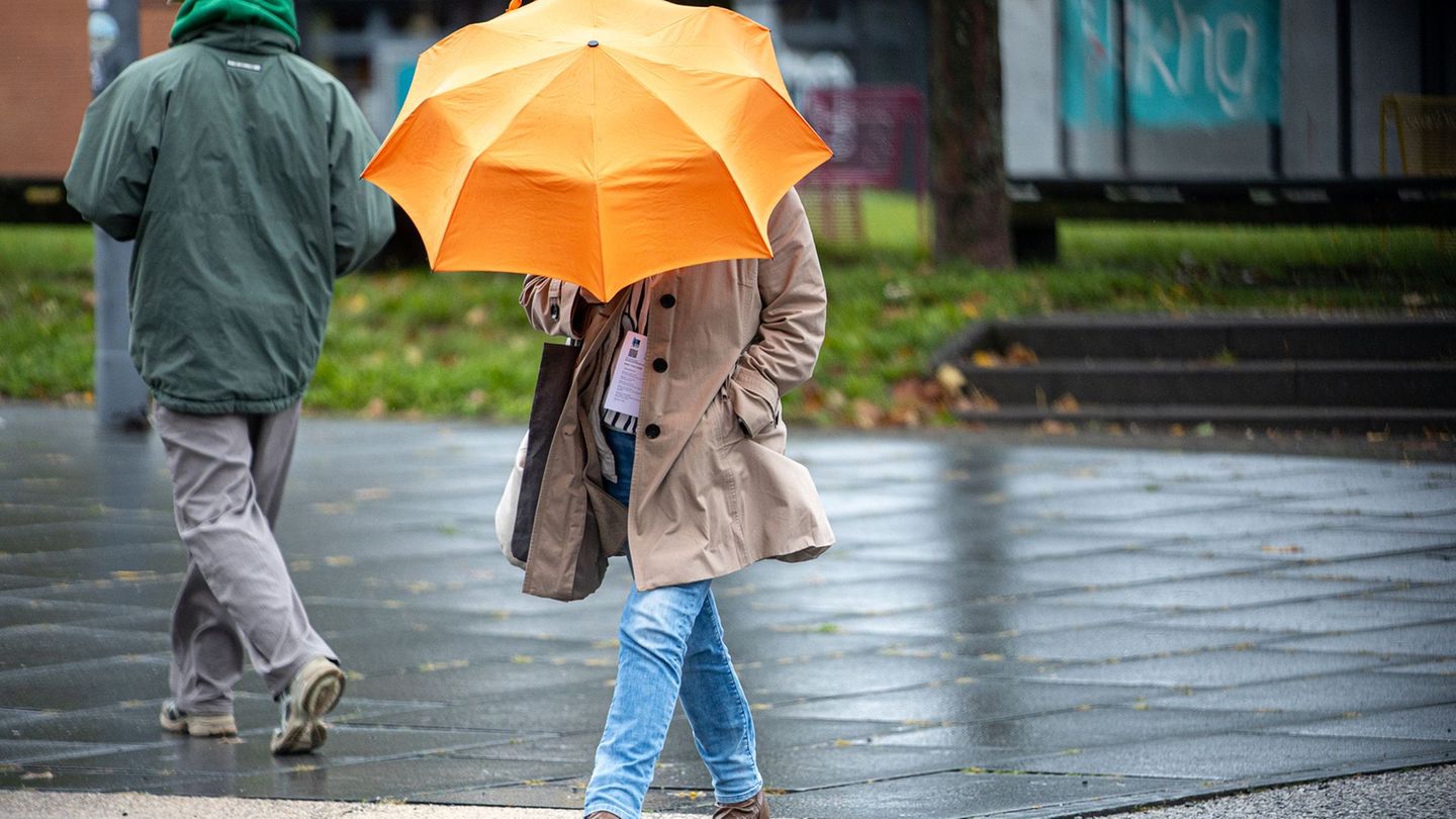Der September im Saarland war vor allem nass. (Symbolbild) Foto: Pinter Laszlo/dpa