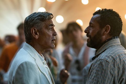 Der Star und sein Agent: George Clooney (l.) und Adam Sandler in "Jay Kelly".