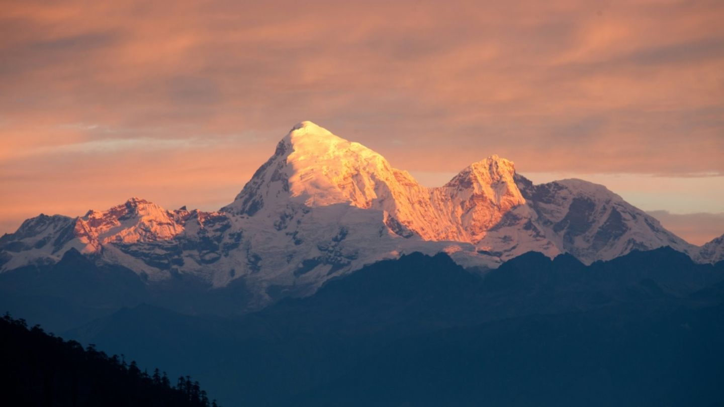 Berg Jomolhari im Himalaya in Bhutan