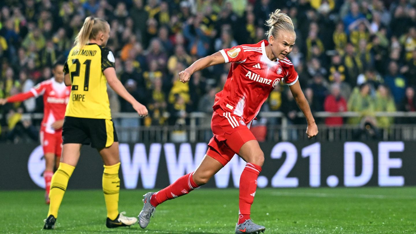 Doppel-Torschützin gegen den BVB: Bayern-Spielerin Pernille Harder Foto: Federico Gambarini/dpa