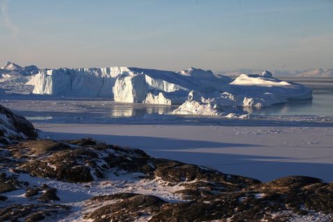 Eisberge in der Nähe des westgrönländischen Ortes Ilulissat. Foto: Steffen Trumpf/dpa