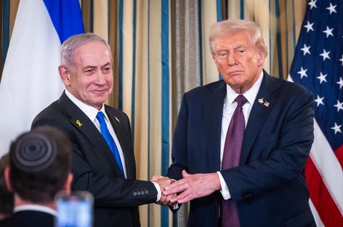 Benjamin Netanjahu und Donald Trump im Weißen Haus